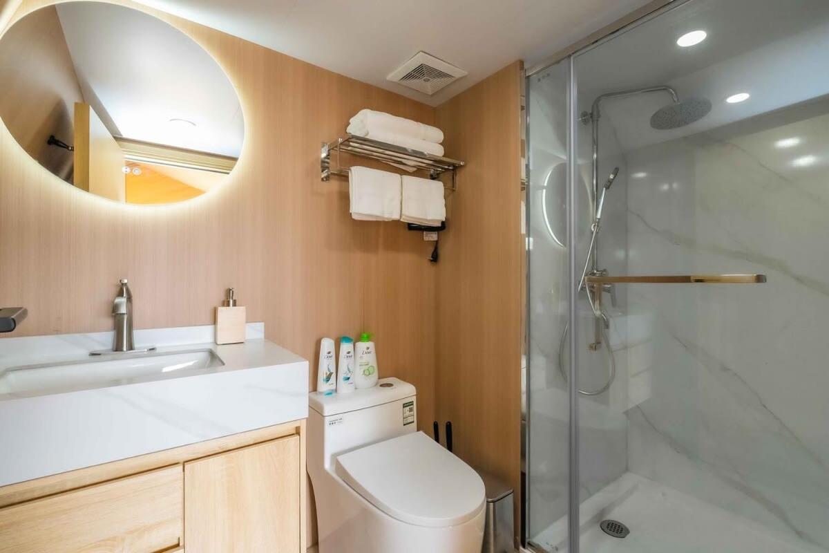 Glamping In The Urban Hotel เกลนโดรา ภายนอก รูปภาพ